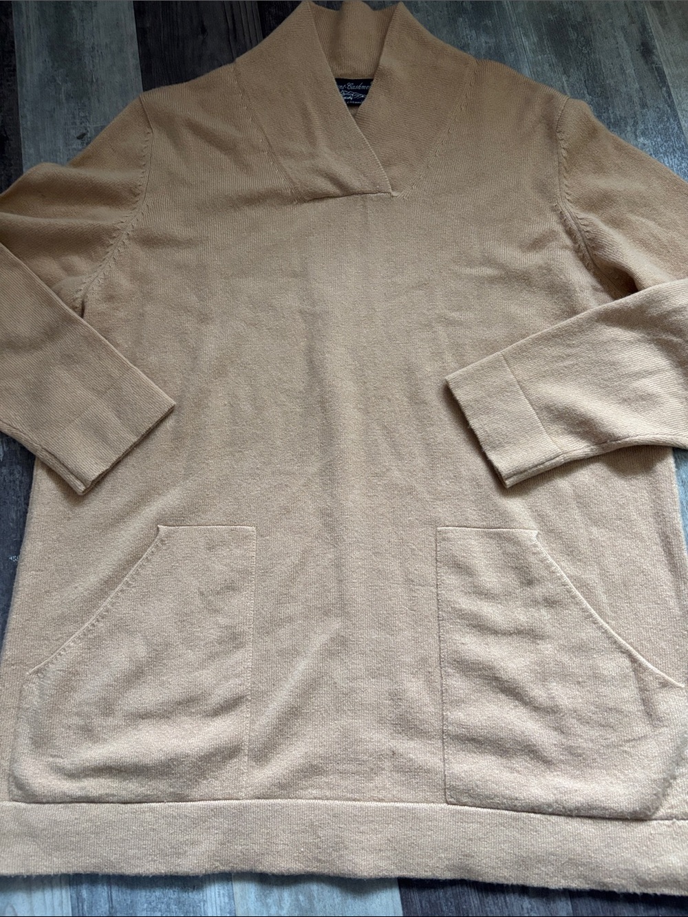 Mount Cashmere Ladies sweater size am front pocket shawl neck